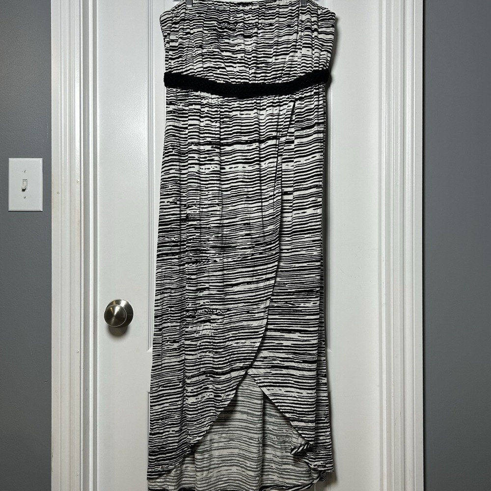 Lane Bryant Black White Abstract Stripe Strapless Braided Belt Hi-Low Maxi Dress